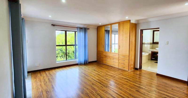 To Let 5 Bedroom Property for Rent in Pinnacle Point Golf Estate Western Cape
